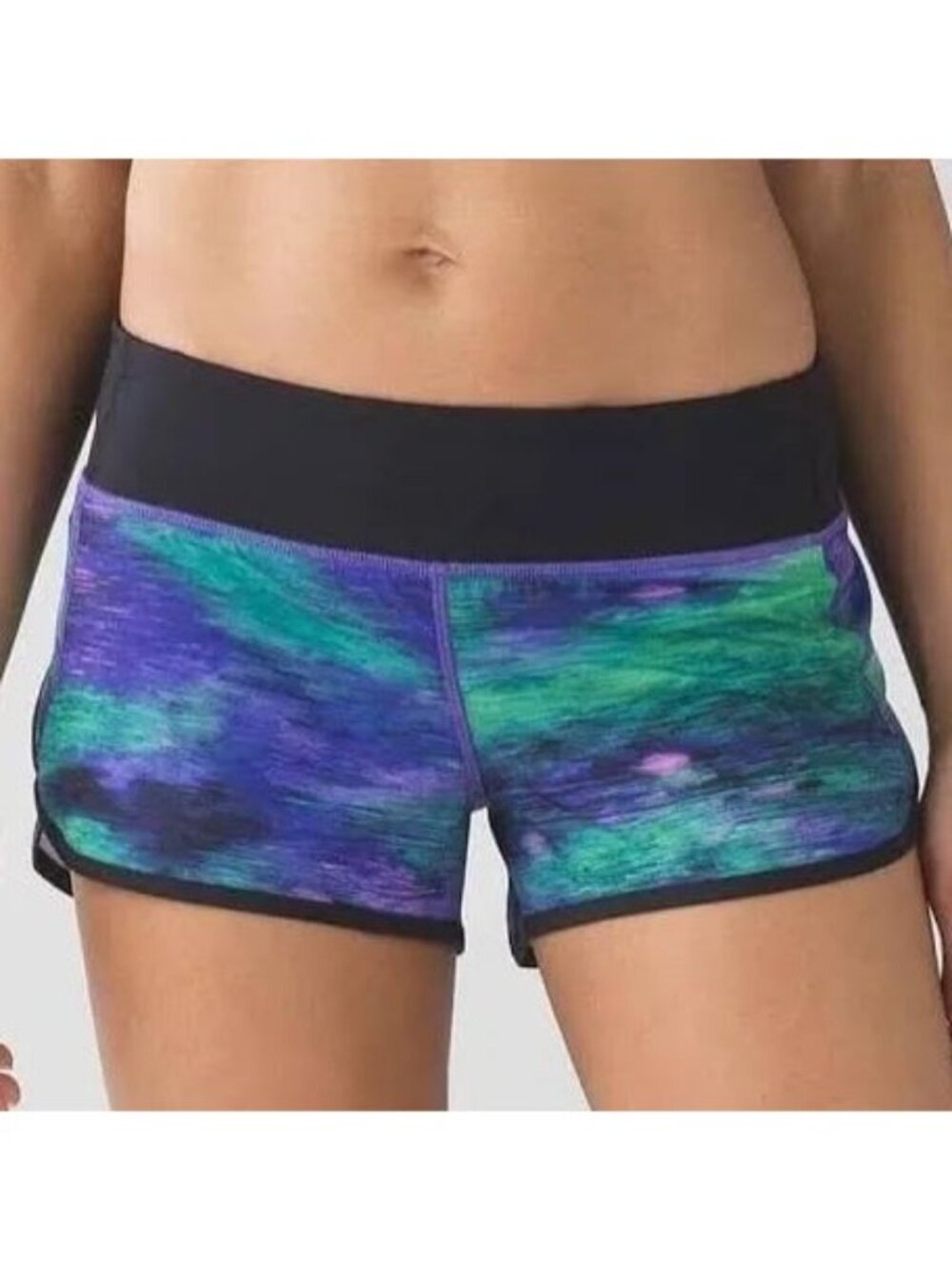 Lululemon Lights Rio Night Sky Skies Galaxy Blue Green Speed Shorts 8 RARE